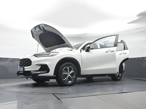 Certified 2025 Honda HR-V EX-L image 44