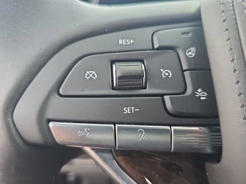 Used 2023 Cadillac Escalade Sport Platinum image 18