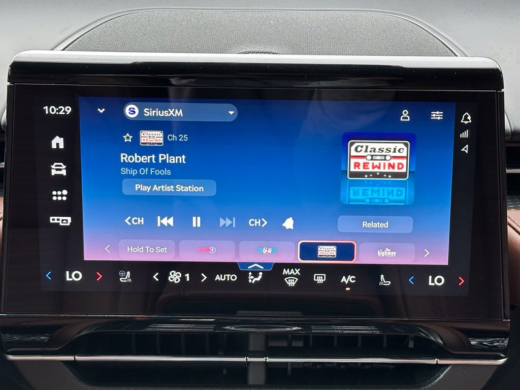 New 2026 Lincoln Nautilus Reserve AWD/4WD image 12