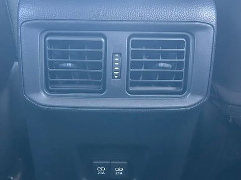 Certified 2021 Toyota RAV4 XLE AWD/4WD image 17