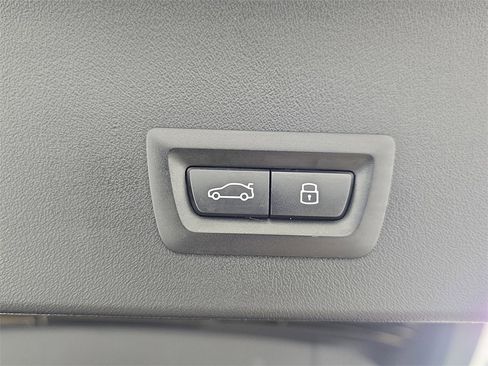 Certified 2025 BMW X3 xDrive30i image 13