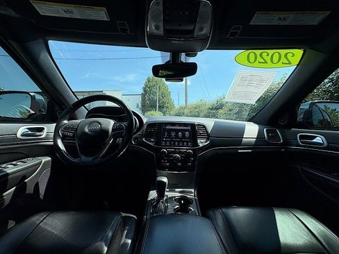 Used 2020 Jeep Grand Cherokee Limited image 25