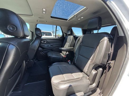 Used 2018 Chevrolet Traverse Premier w/ Redline Edition AWD/4WD image 18