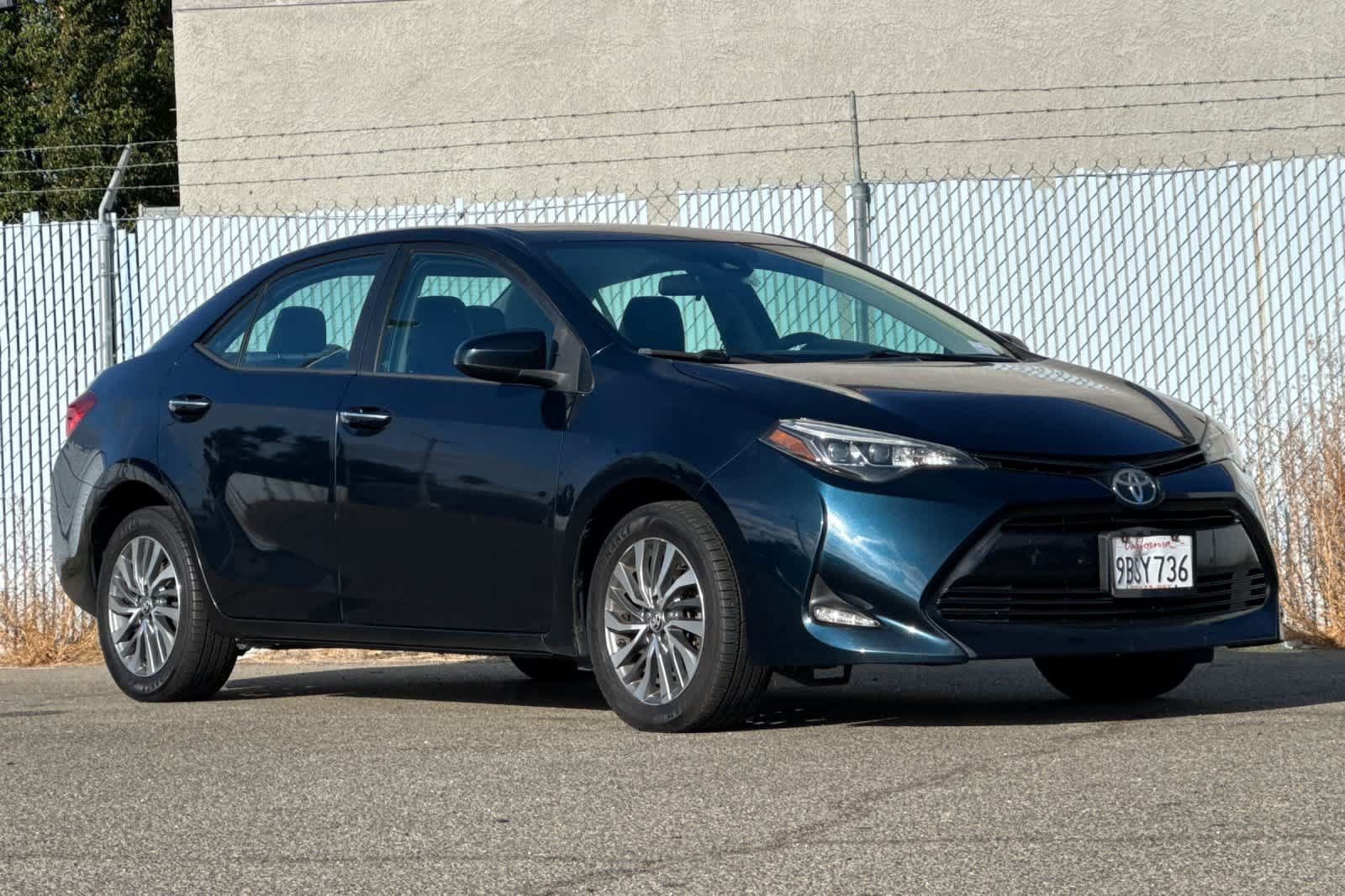 Used 2019 Toyota Corolla XLE FWD image 7
