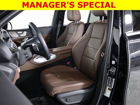 Used 2025 Mercedes-Benz GLE 450e 4MATIC image 27