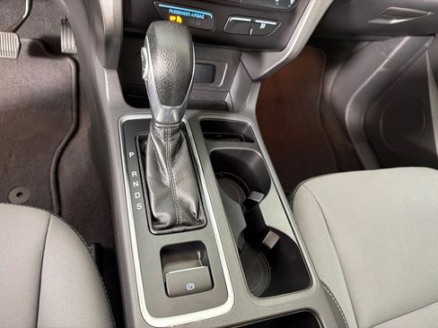 Used 2018 Ford Escape S image 18