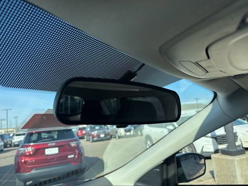 Used 2015 Ford Escape SE image 19