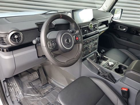 Used 2024 INEOS Grenadier Fieldmaster Edition image 4