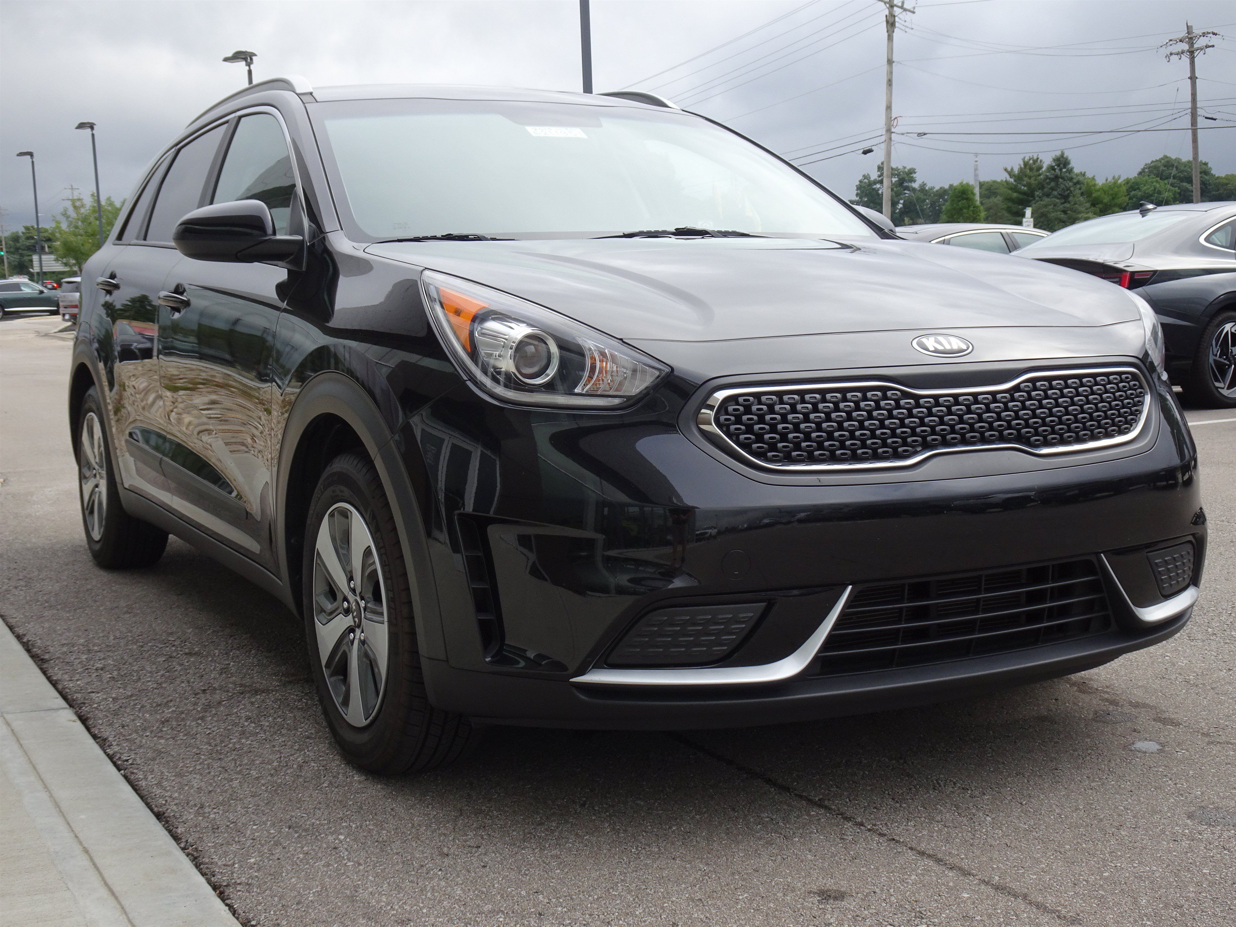 Used 2019 Kia Niro LX FWD image 6