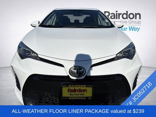 Used 2018 Toyota Corolla SE FWD image 2