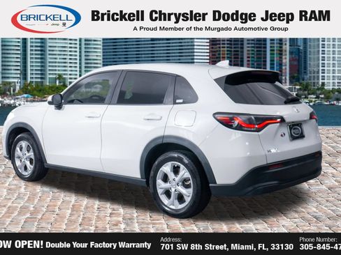Used 2023 Honda HR-V LX image 5