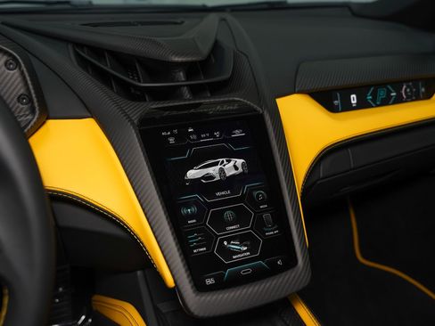 Used 2024 Lamborghini Revuelto AWD/4WD image 45