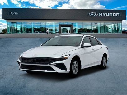 New 2026 Hyundai Elantra SE