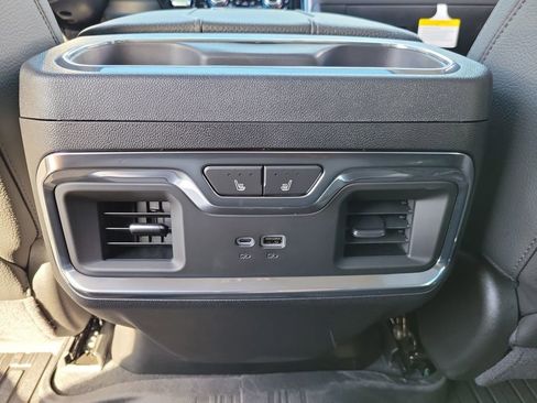 New 2026 GMC Sierra 2500 Denali w/ Denali Reserve Package image 15