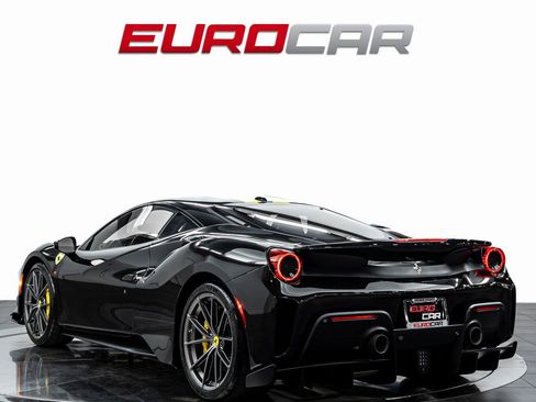 Used 2020 Ferrari 488 Pista Coupe image 3