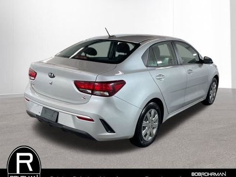 Certified 2021 Kia Rio S image 4