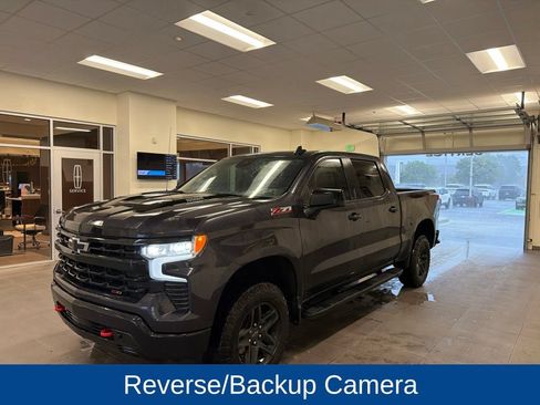 Used 2023 Chevrolet Silverado 1500 LT Trail Boss AWD/4WD image 3