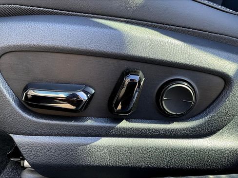 New 2026 Lexus UX 300h FWD image 14