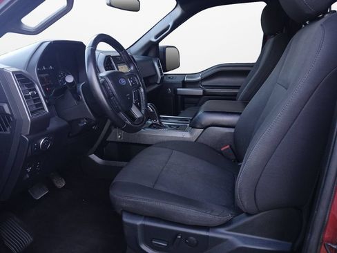 Used 2019 Ford F150 XLT w/ Equipment Group 302A Luxury AWD/4WD image 18
