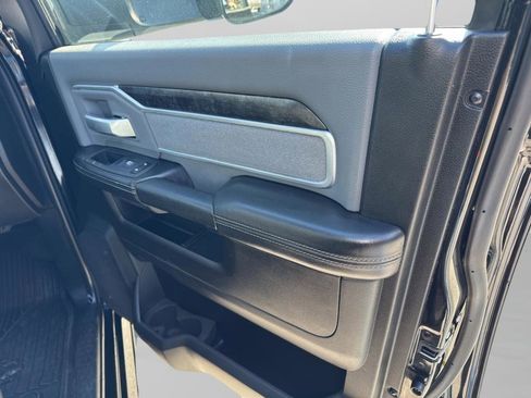 Used 2019 RAM 3500 Big Horn image 36