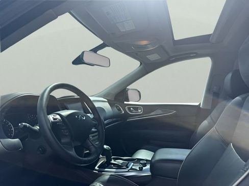 Used 2019 INFINITI QX60 Luxe w/ Essential Package image 14