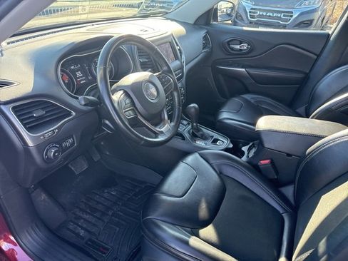 Used 2021 Jeep Cherokee Latitude Plus image 26