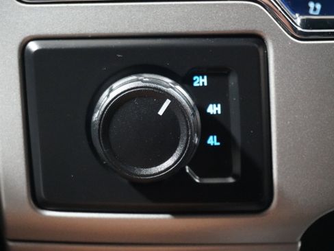 Used 2022 Ford F250 Lariat image 20