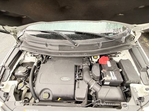 Used 2014 Ford Explorer XLT w/ Equipment Group 201A FWD image 52