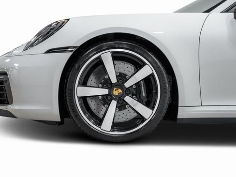 Used 2020 Porsche 911 Carrera S image 28