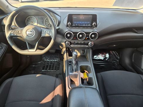 Used 2024 Nissan Sentra S FWD image 11