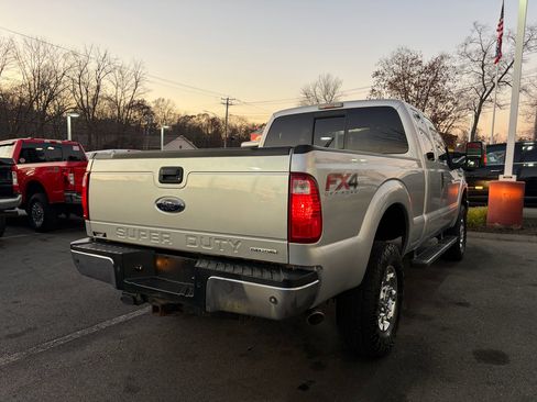Used 2016 Ford F250 XLT w/ XLT Premium Package image 8