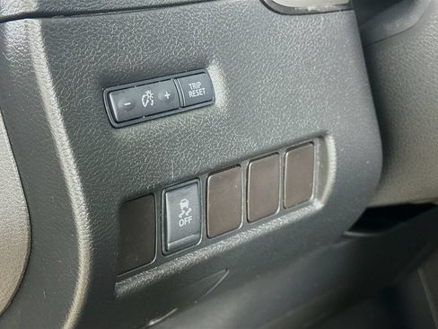 Used 2016 Nissan Murano S w/ Navigation Package AWD/4WD image 12