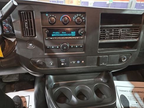 Used 2019 Chevrolet Express 2500 w/ Driver Convenience Package image 21