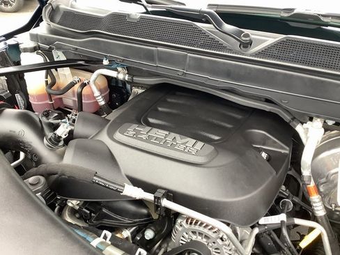 Used 2024 RAM 2500 Big Horn w/ Bed Utility Group image 46