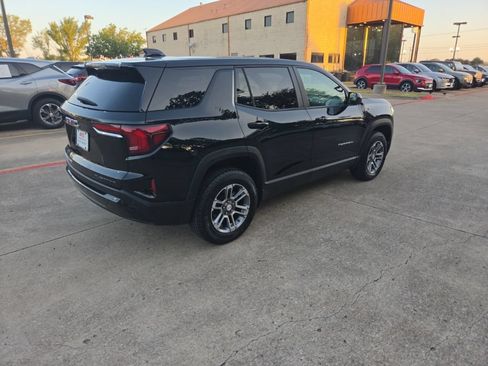 Used 2025 GMC Terrain Elevation AWD/4WD image 7