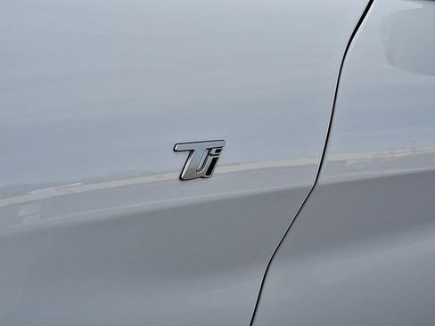 Used 2024 Alfa Romeo Giulia Ti AWD/4WD image 33