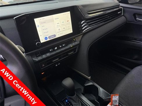 Used 2025 Toyota Camry LE w/ Convenience Package image 25