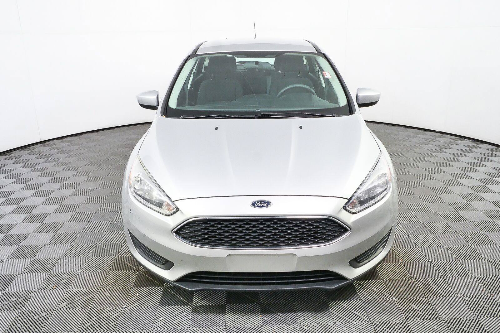 Used 2018 Ford Focus SE FWD image 30