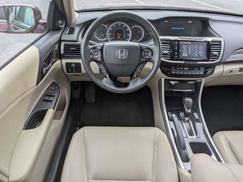 Used 2017 Honda Accord EX-L image 16