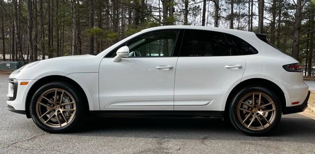 Used 2022 Porsche Macan AWD/4WD image 4