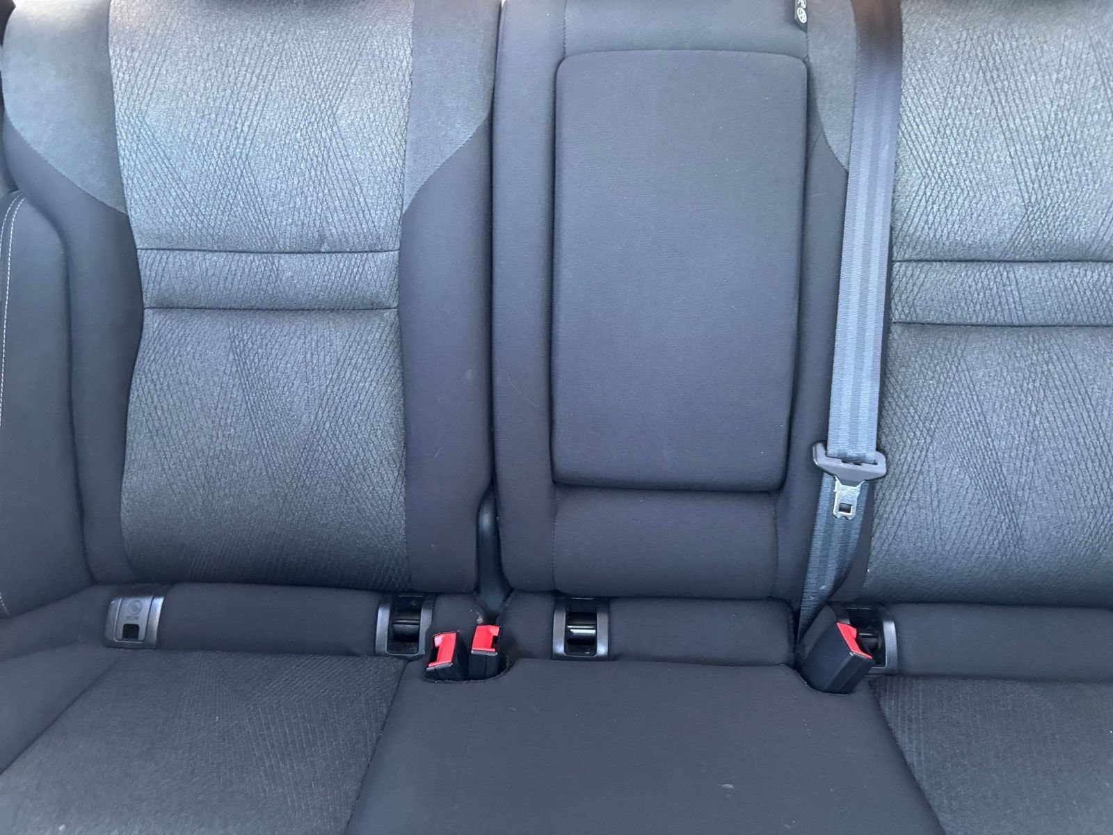 Used 2025 Nissan Rogue SV FWD image 39