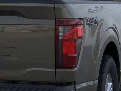 New 2026 Ford F150 XLT w/ FX4 Off-Road Package image 21