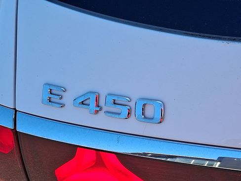 New 2025 Mercedes-Benz E 450 4MATIC All-Terrain Wagon image 17