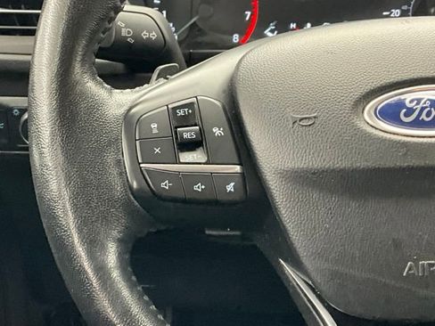 Used 2020 Ford Escape SEL image 15