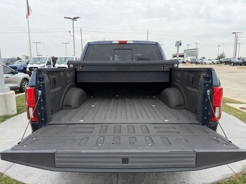 Used 2018 Ford F150 Lariat image 6
