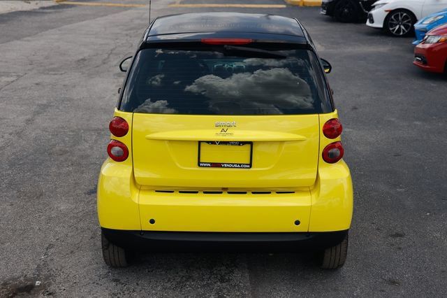 Used 2008 smart fortwo pure RWD image 12