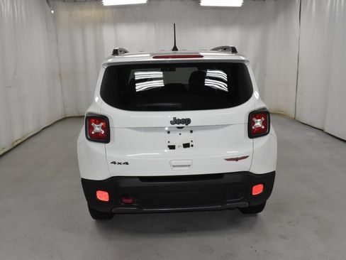 Used 2018 Jeep Renegade Trailhawk w/ Cold Weather Group II image 6