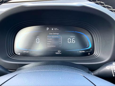 Certified 2025 Hyundai Venue SEL image 25