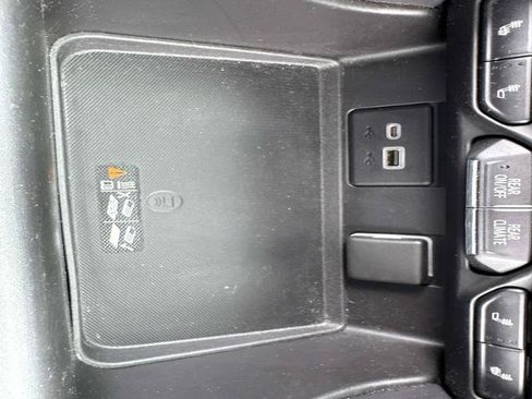 Used 2021 Chevrolet Tahoe LT RWD image 23