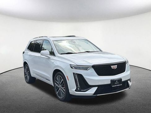 Certified 2025 Cadillac XT6 Sport w/ Platinum Package AWD/4WD image 22
